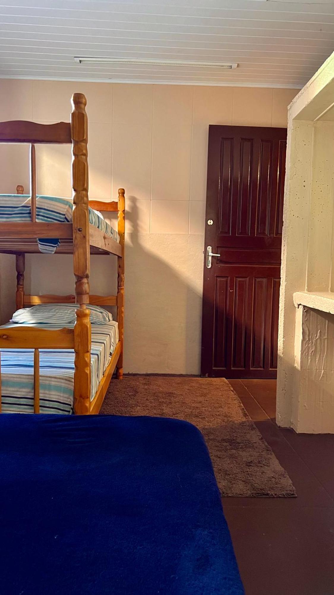Hostel Antonio Pescador - Centro Da Guarda do Embaú Habitación foto